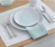 Load image into Gallery viewer, Sferra Linen Table Placemat (set of 4)